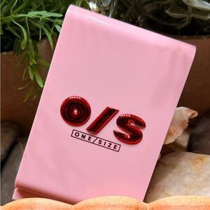 ONE/SIZE cheek clapper in freaky peach